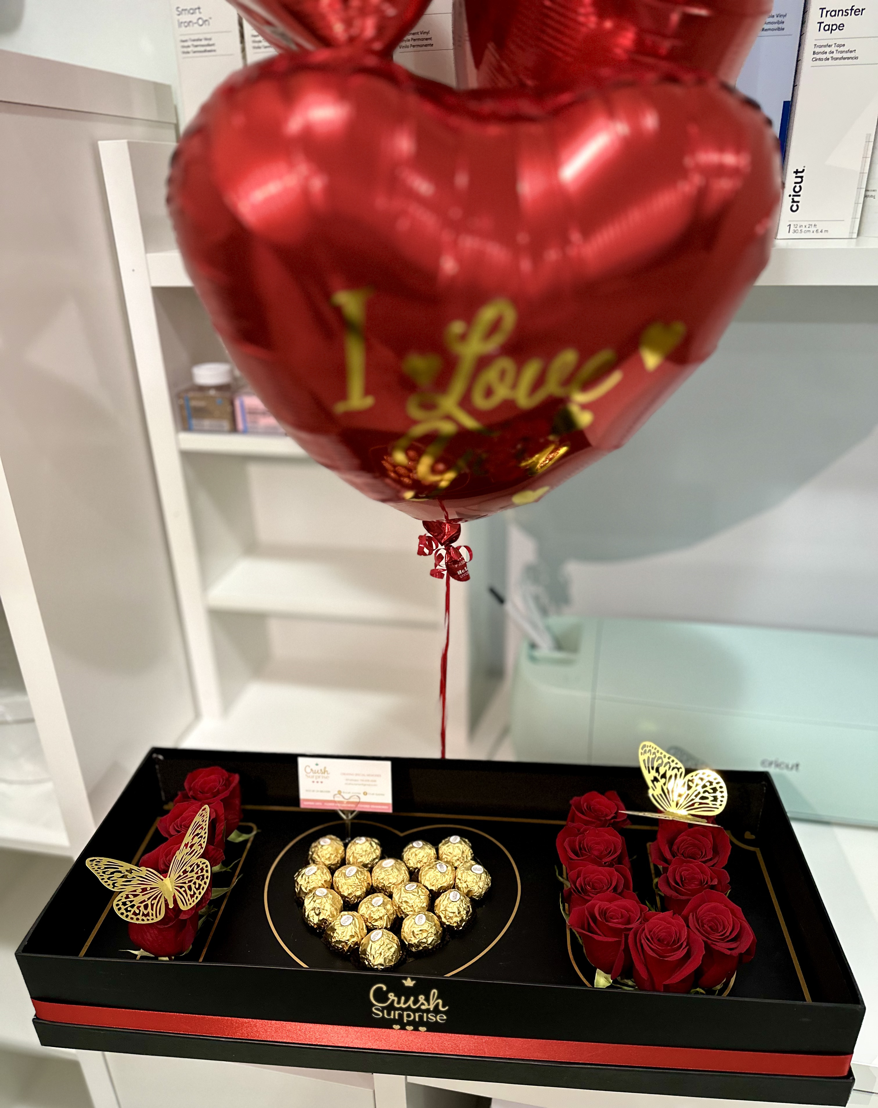 I Love You Box + Ballons